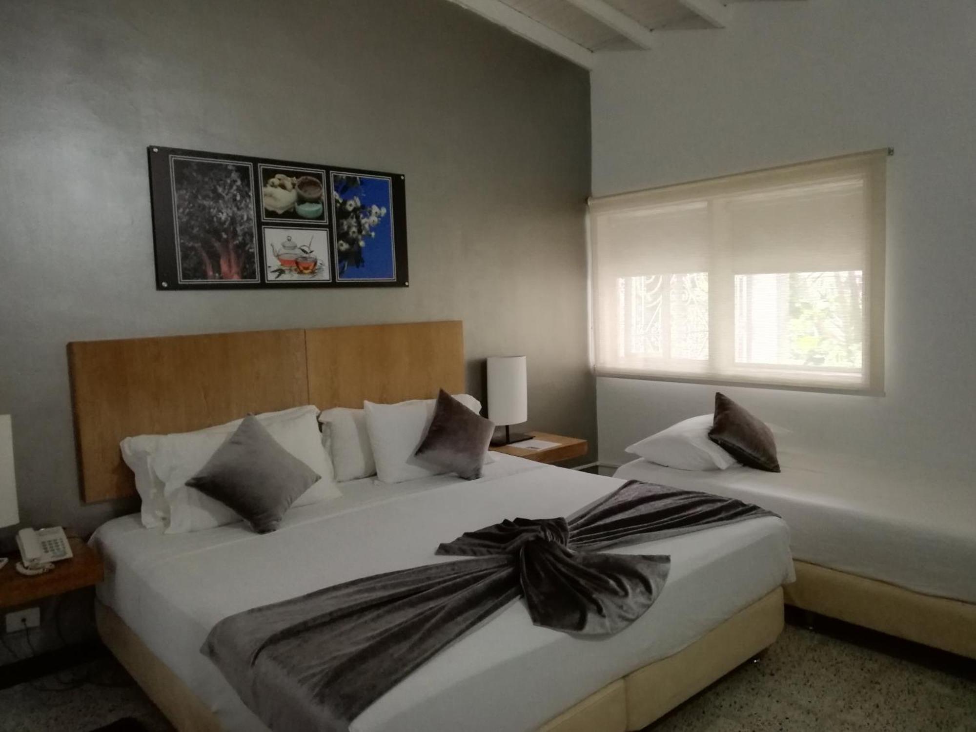 Hotel Aromax Del Campestre Medellín Exterior foto